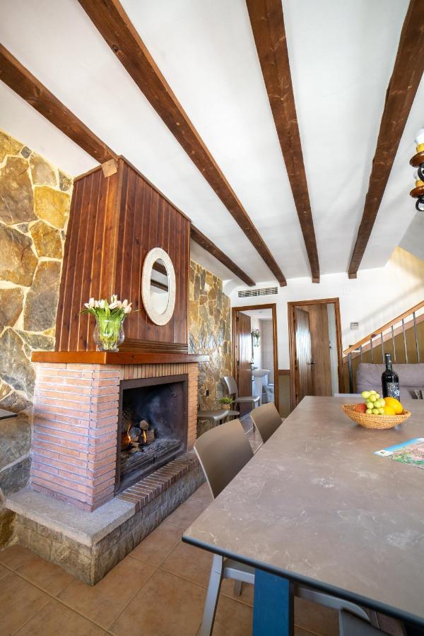 Casas Rurales Los Olivos Alcala del Jucar Esterno foto