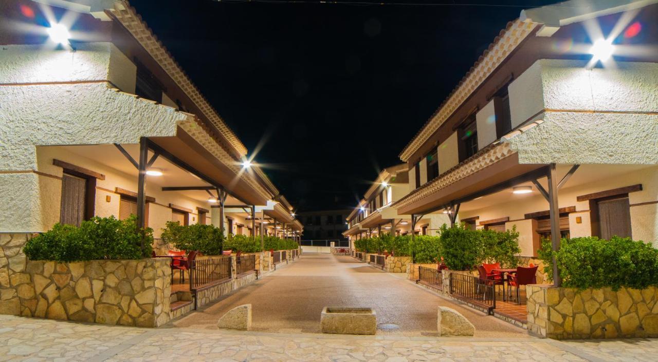 Casas Rurales Los Olivos Alcala del Jucar Esterno foto