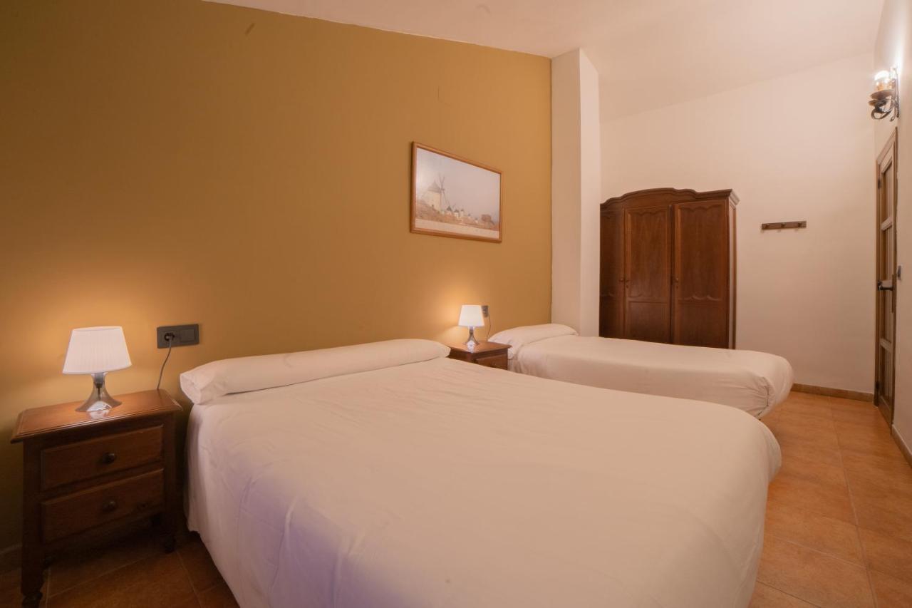 Casas Rurales Los Olivos Alcala del Jucar Esterno foto